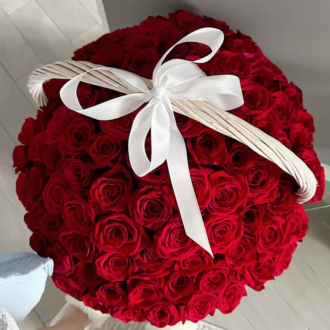 75 red roses
