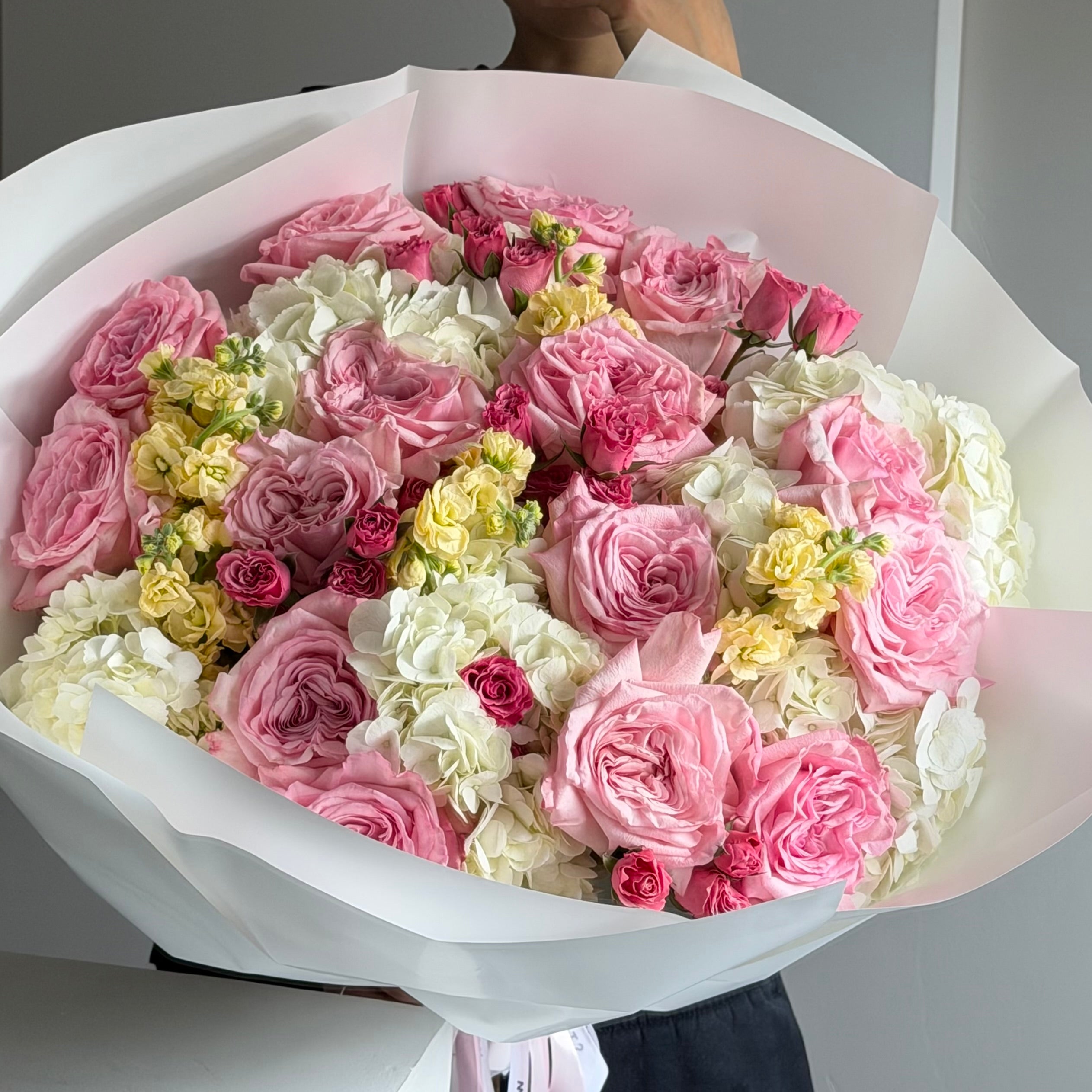 Roses & Marshmallow Bloom Mix