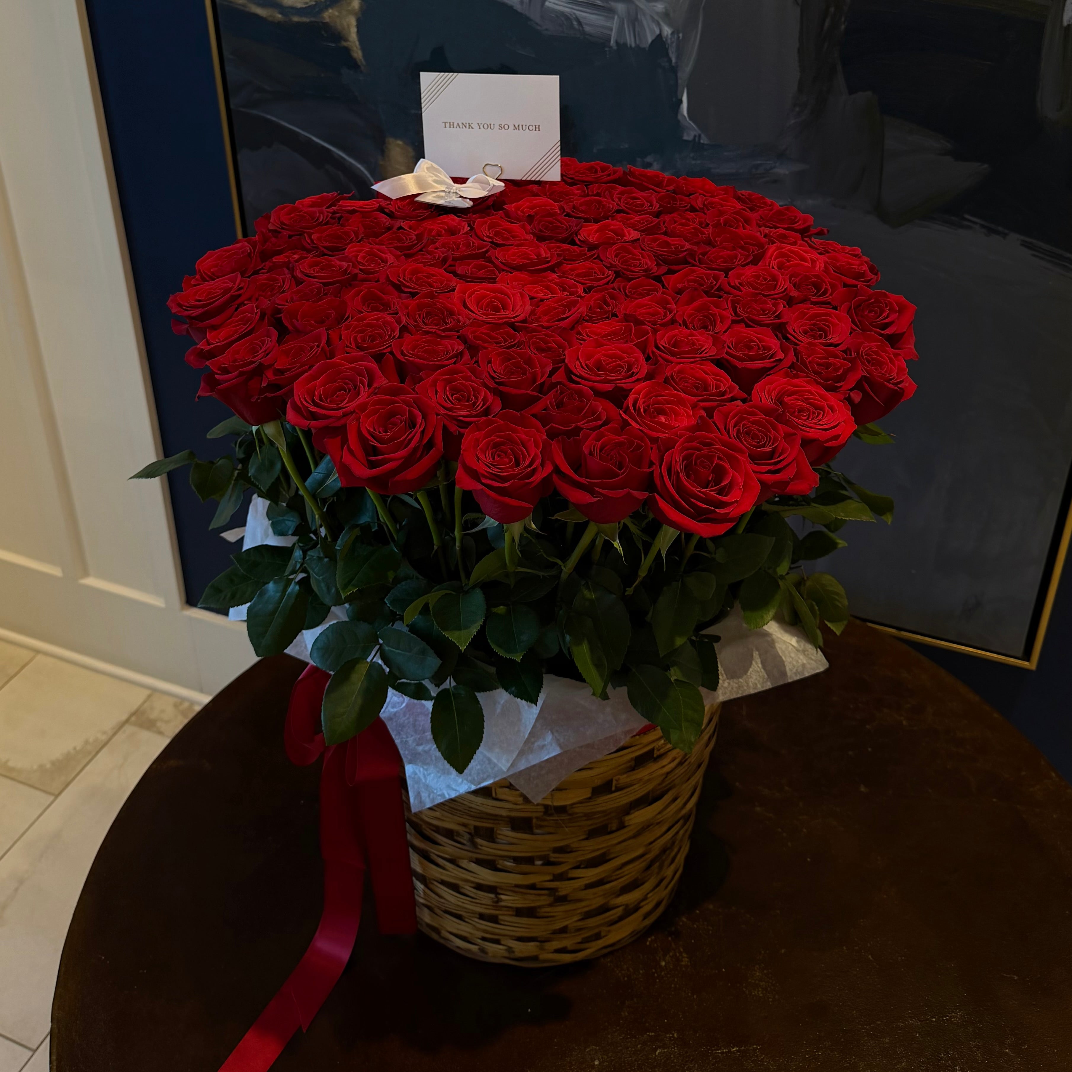 100 red roses