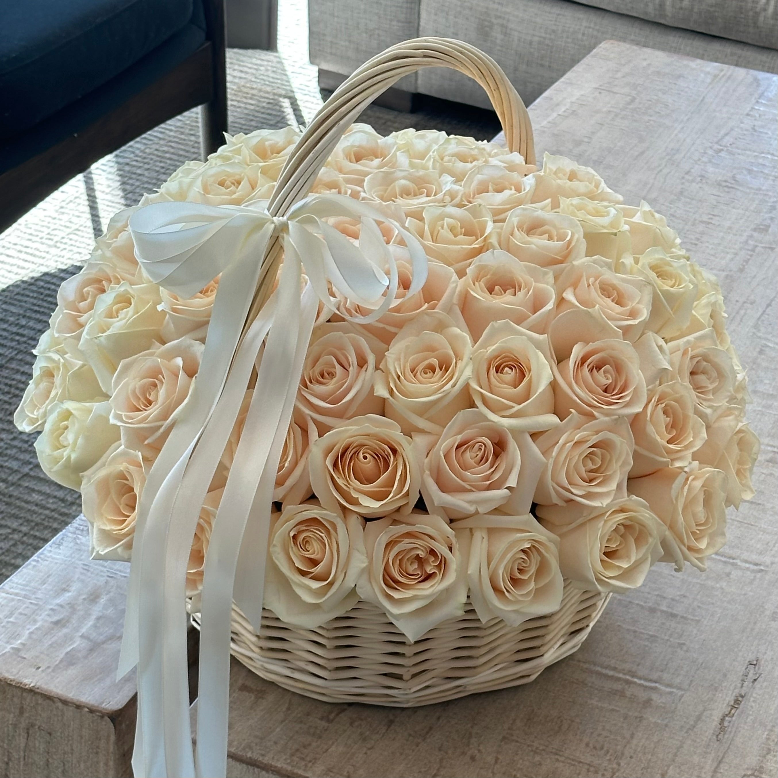 75 ivory roses