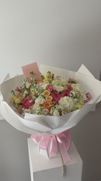 Roses &amp; Marshmallow Bloom Mix
